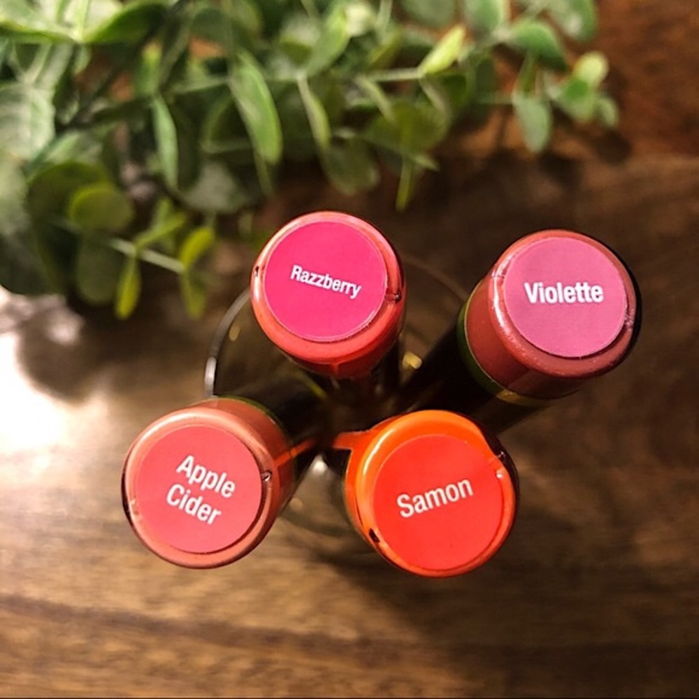 4 LipSense Colors